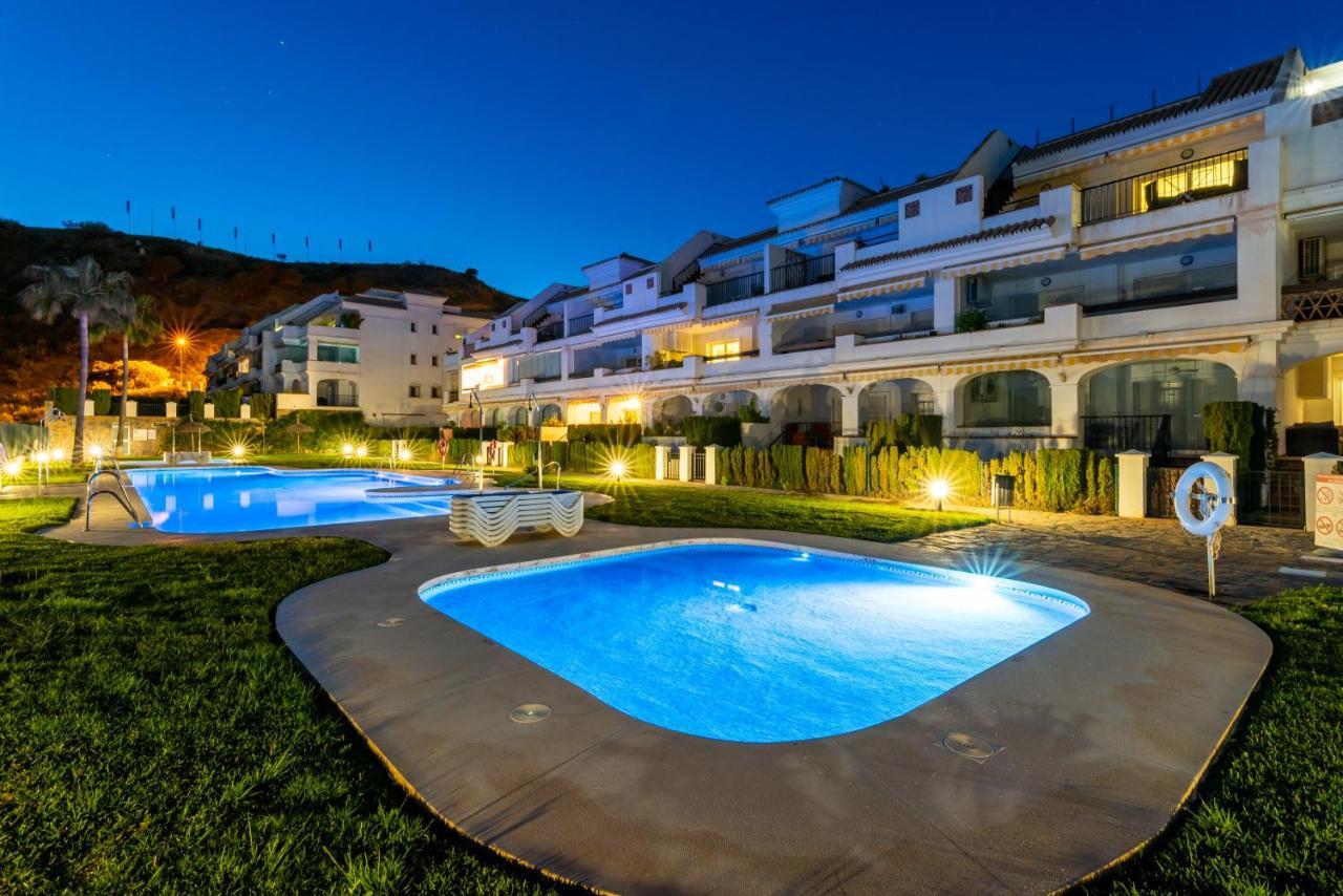 Neptuno Malaga Apartamento De Lujo Rincon de la Victoria Bagian luar foto