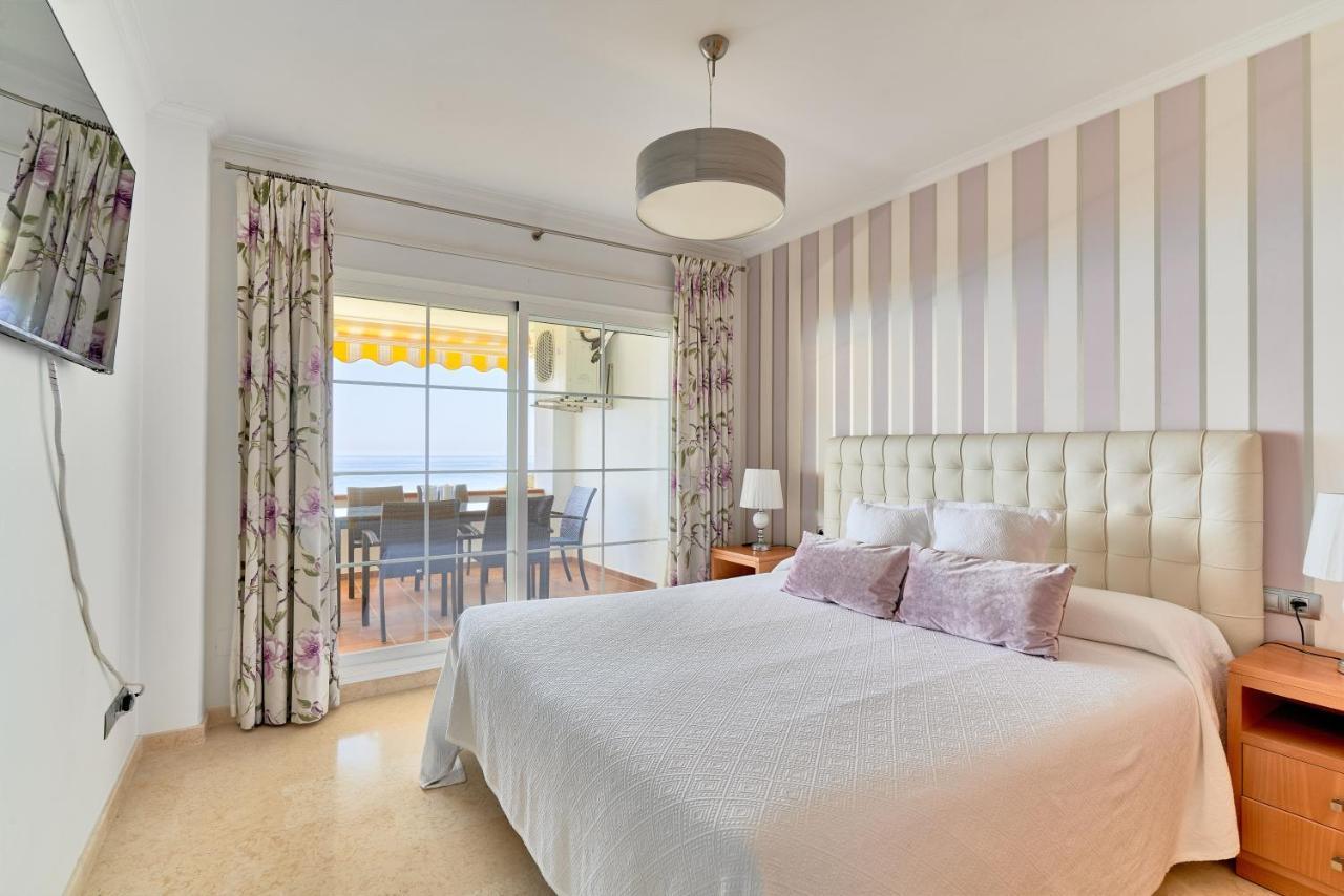 Neptuno Malaga Apartamento De Lujo Rincon de la Victoria Bagian luar foto