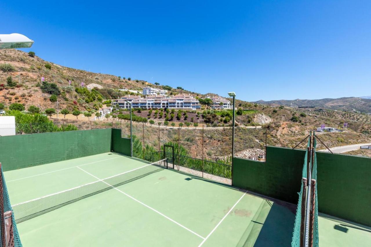 Neptuno Malaga Apartamento De Lujo Rincon de la Victoria Bagian luar foto