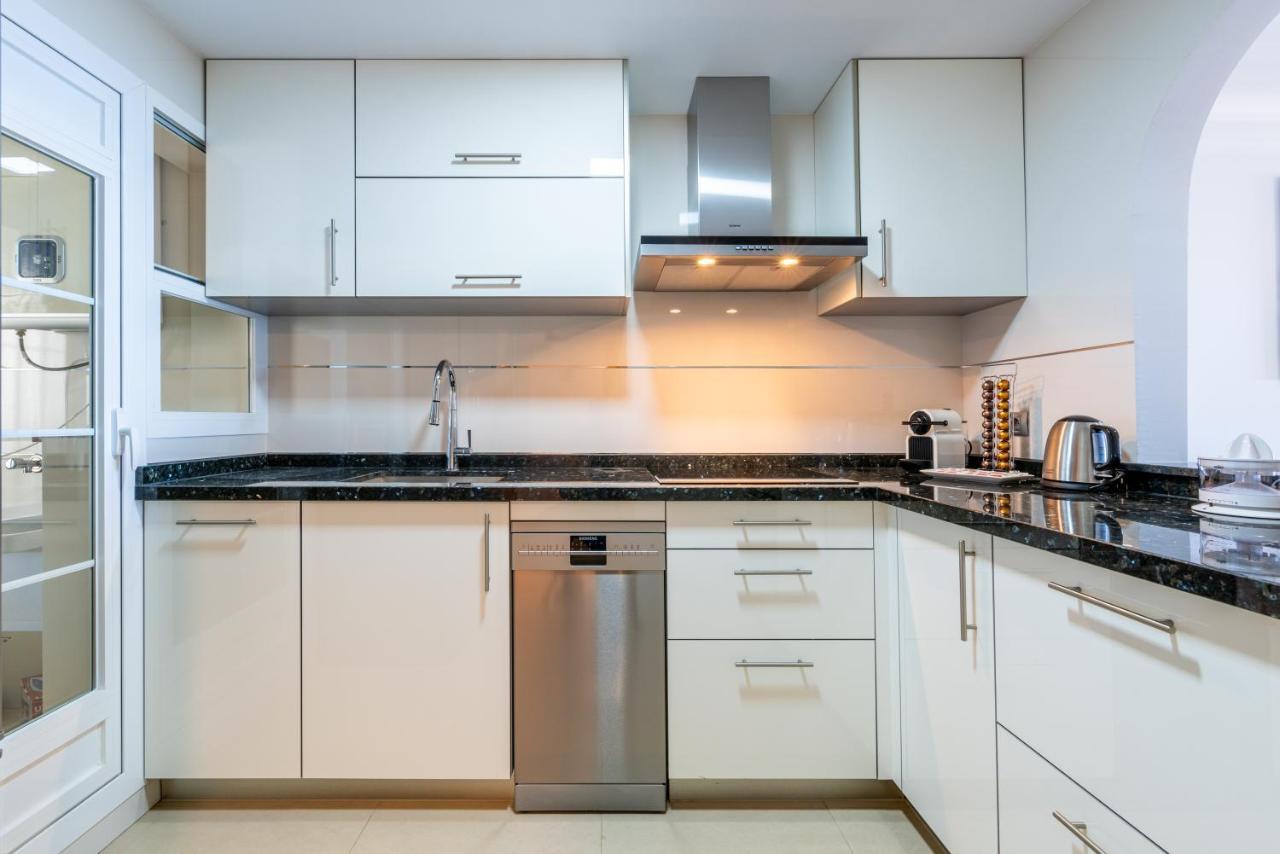 Neptuno Malaga Apartamento De Lujo Rincon de la Victoria Bagian luar foto